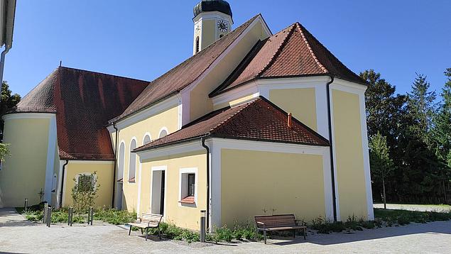 Pfarrkirche Denkendorf Rückansicht