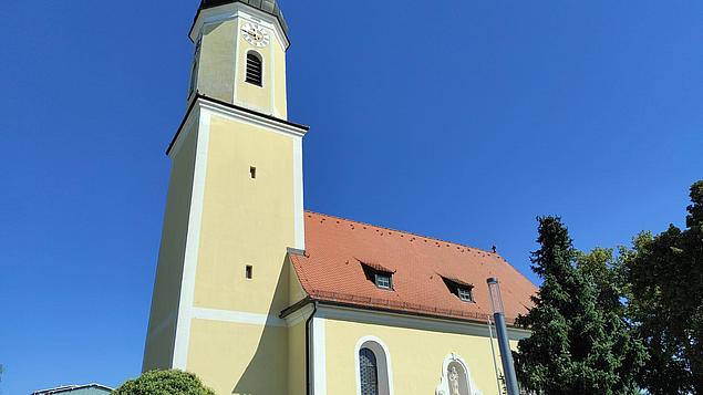 Pfarrkirche Denkendorf  Vorderansicht